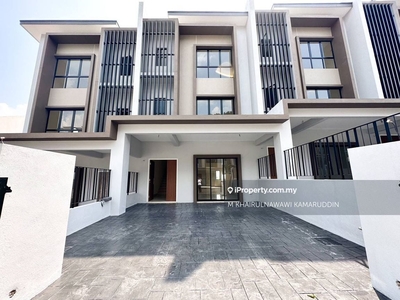 New House. Triple storey Terraced Type A Nassim Heights Ampang Jaya