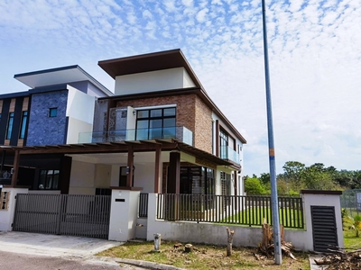 Semi D Gated & Guarded Bandar Cemerlang Ulu Tiram Johor Bahru For Rent