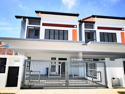 Setia Alam 2 Storey End Lot House For Sales (Brand New)
