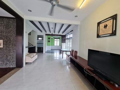 Taman Nusa bestari 2 @ Double Storey Terrace House