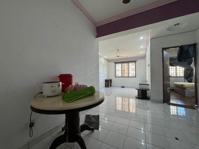 Tampoi Persiaran Tanjung Apartment Partial Furnished 3 Bed 2 Bath CIQ