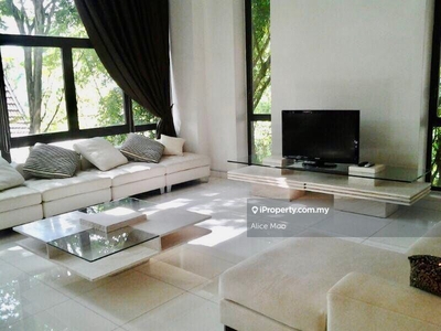Townhouse with private pool and roof top garden in KLCC