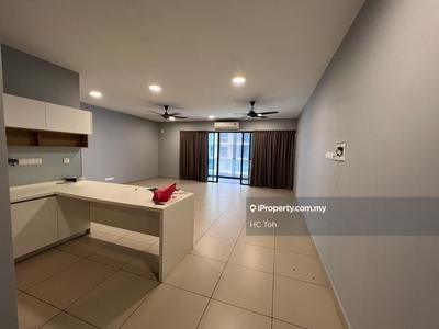 Verde Ara Damansara partly furnished 3bedrooms for rent
