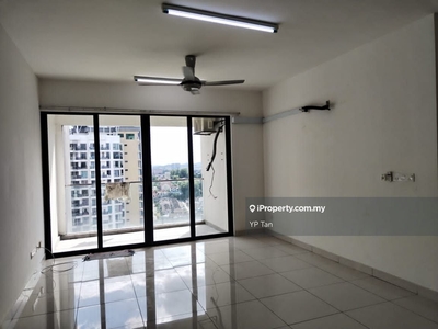 You residence partly, only master room have air cond, view to offer