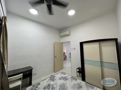 Middle Room at Skyview Residence, Jelutong