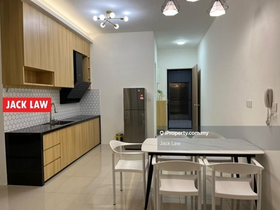 Quaywest Residence for rent (Nearby Queenbay mall)