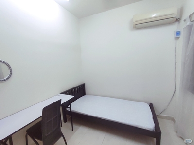 small room for rent