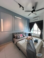 Brand New Unit Master Bedroom rental Free Wifi & New Furniture Provided