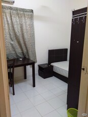 CHEAPEST SINGLE room 小房 Suriamas Condo Sunway/ Subang Jaya