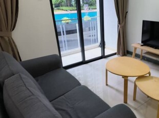 Female Unit | MasterRoom with Private Bathroom for RENT @ SOUTH VIEW Serviced Apartment