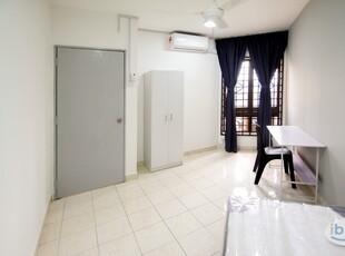 Female Unit Near MRT Single Bedroom for rent at Palm Spring @ Kota Damansara