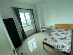 [FREE Wifi] RM520 Middle Room at Solaria Residences for Rent Bayan Lepas, Penang