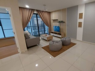 Fully Furnished Condo with Balcony for Rent @ Ara Damansara, Aratre’ Residences.
