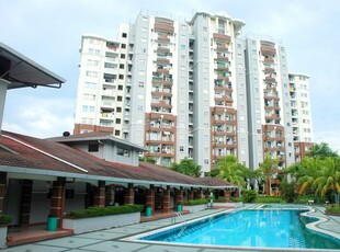 Kemuncak Condominium (Furnished) Seksyen 9 Shah Alam (Sebelah Sekolah Seksyen 9)