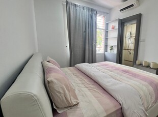 Master Room at BP14, Bandar Bukit Puchong