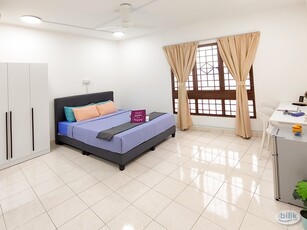 Master Room with Private Bathroom, Window & A/C, Palm Spring, Kota Damansara near to MRT Surian, Dataran Sunway, Tropicana garden, One U, Ikea