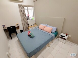 Medium Bedroom @ D’Aman Crimson | Nearby LRT Lembah Subang