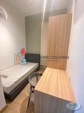 Middle Room (Bed On Ground) at SS15, Subang Jaya