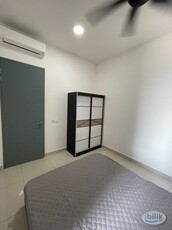 Middle room for rent at kepong near MRT Metro Prima