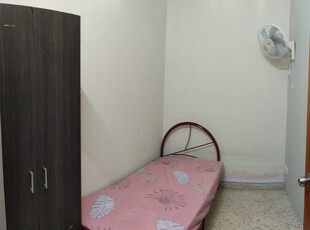 Muslimah Female Single Room Near KPJ Tawakkal Hospital Lablink, Koperasi Tentera Kuala Lumpur