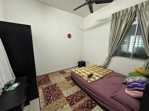 Room for Rent in Nusa Sentral Near Eco Botanic, Close to Second Link, Work in Singapore