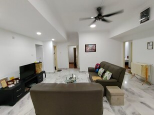 The Habitat Condo JB Town Fully Furnished 6 Minutes To CIQ!
