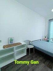 Utropolis @ Sensasi Condo 410Sqft 1-Room Fully Furnished Free 1-Carpark Hot Rent!
