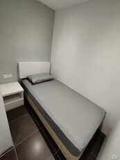 [ ZERO DEPOSIT ] [ SUPER COMFORTABLE ROOM ] Master Room at Damansara Perdana, Petaling Jaya