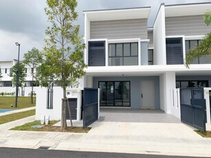 (0% Downpayment) 22x75 New Landed 2400sq Lakeview in Cyberjaya