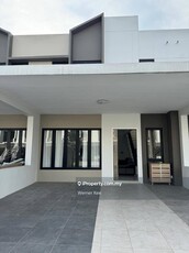 Brand New/ Sunway Citrine Lakehomes/ 2 Storey Gated Guarded Furnished