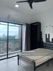 Kl eco city and mid valley single room for rent, nearby KTM station