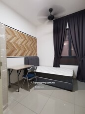 Nidoz Small & Balcony Room For Rent