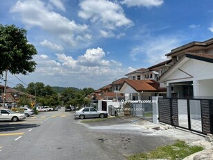 Renovated. Ent lot with extra land. Taman Puncak Jalil, Bandar Kinrara