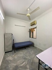 ZERO DEPOSIT - Middle Room for Rent at Taman Wawasan Puchong Jalan 3/6 - PETALING JAYA - KOTA DAMANSARA - SUBANG JAYA
