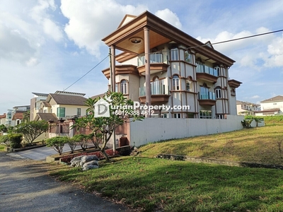 Bungalow House For Sale at Subang Heights