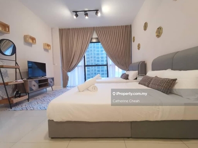 Fully Furnished & Fully Renovated Icon City Duplex Sovo PJ for sale