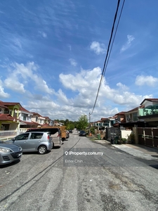 Taman Puchong Utama Double Storey Corner Link House w Big Land
