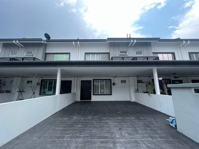 2 Storey Terrace, Rentak Perdana LBS, Bandar Puncak Alam