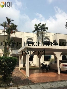 Country Heights Kajang Townhouse Villa (Beverly Hills of Malaysia)