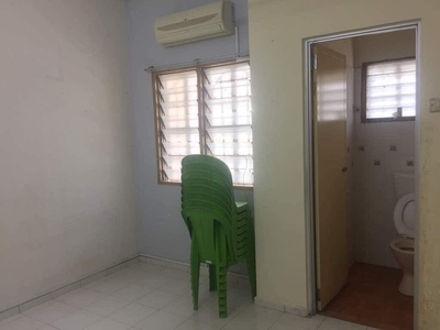 TAMAN BUKIT MEWAH, KAJANG, SELANGOR 2 STOREY TERRACE HOUSE FOR RENT RM2500