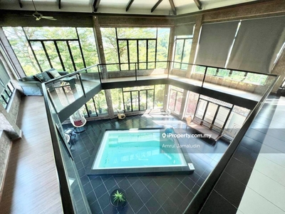 Fully Renovated, Private Swimming Pool