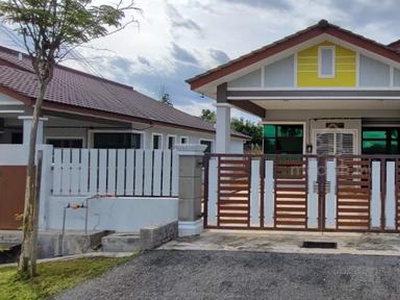 A Single Storey Semi-Detached House at Padang Sebang Melaka For Sale