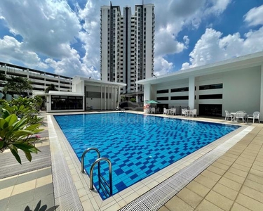Balcony view pool, TAMARA Residence Presint 8 Putrajaya