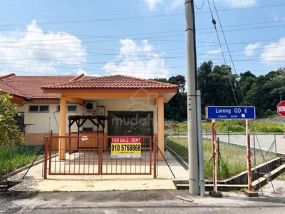 [Corner Lot] Rumah untuk dijual teres satu tingkat @ Gambang Damai