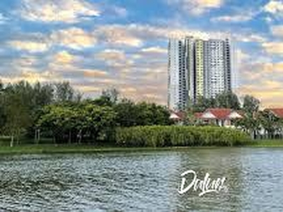 Dalur P18 Putrajaya Nearby Lake , Govt Offices,
