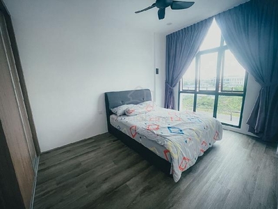 [For Rent] Batu Kawa Medium Room - Clean & Spacious