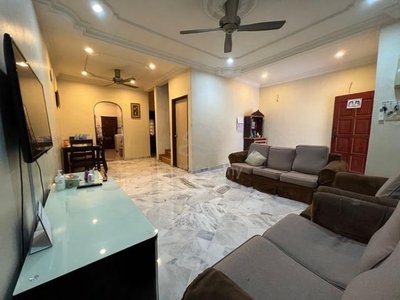 Murah 4R3B Nicely Renovated & Extended Partial Furnished Double Storey