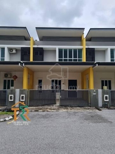 New condition double storey house @ Near Stephen Yong road