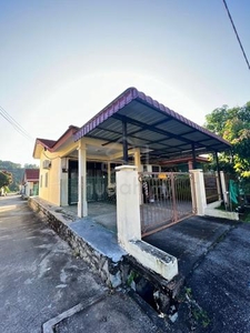 [Renovated House & Facing Open] Taman Bukit Sendayan, Sendayan.