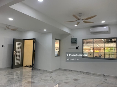 USJ 1 - Double Storey Newly Refurnished for Rent